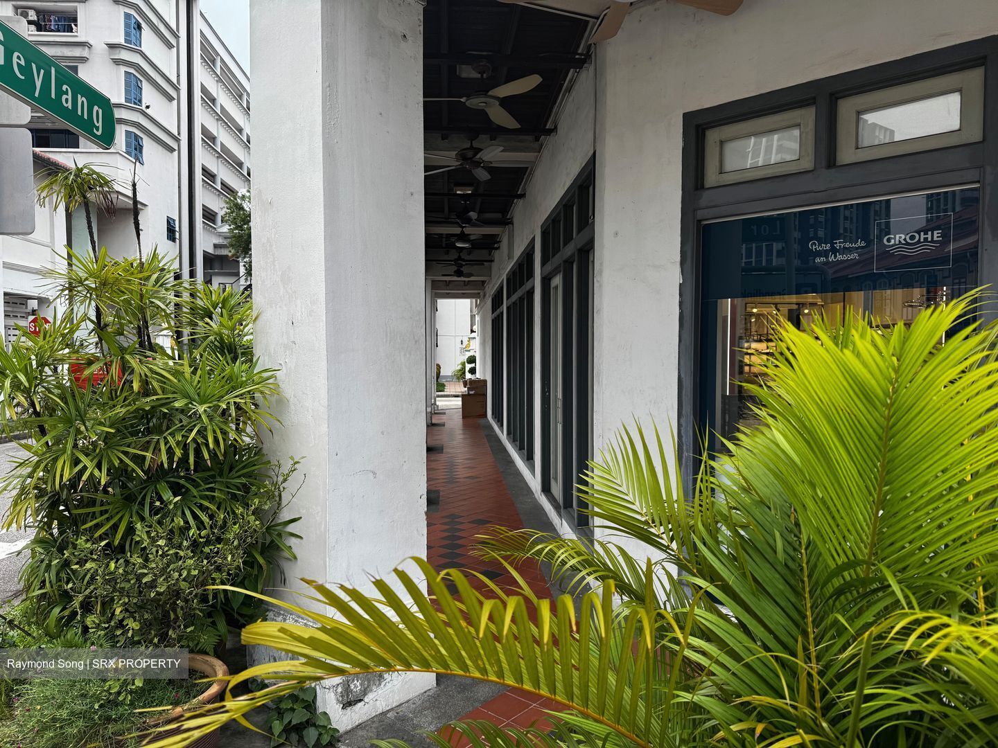 Geylang Road (D14), Shop House #623091191